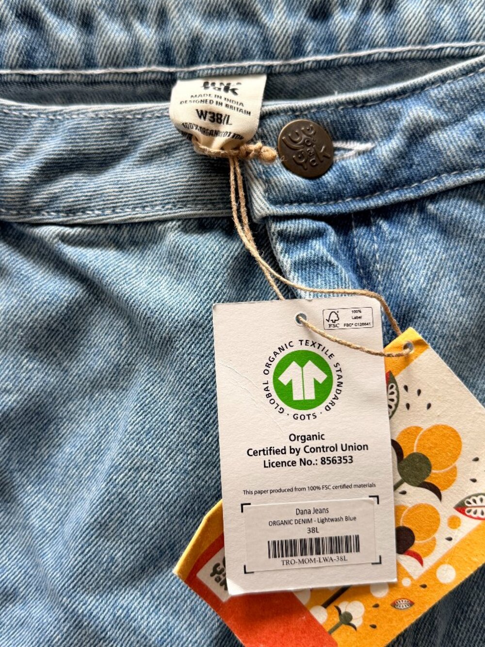 NWT Lucy & Yak Relaxed High Waisted Dana Mom Style Jeans Light Wash - W38 Long - Picture 2 of 3